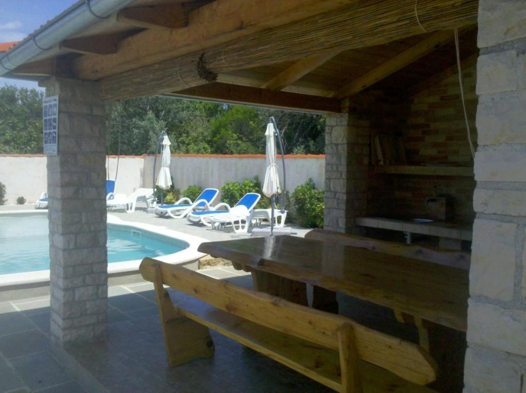 Apartments Villa Oliva Peroj Exteriér fotografie